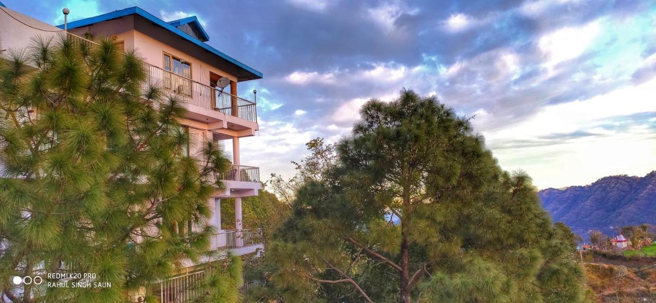 カソーリ Terrace Retreat Bed & Breakfast エクステリア 写真