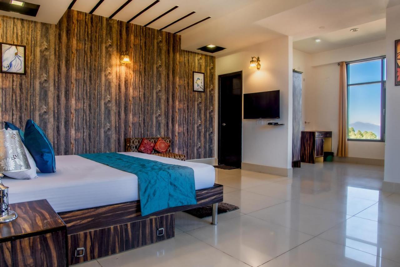 カソーリ Terrace Retreat Bed & Breakfast エクステリア 写真