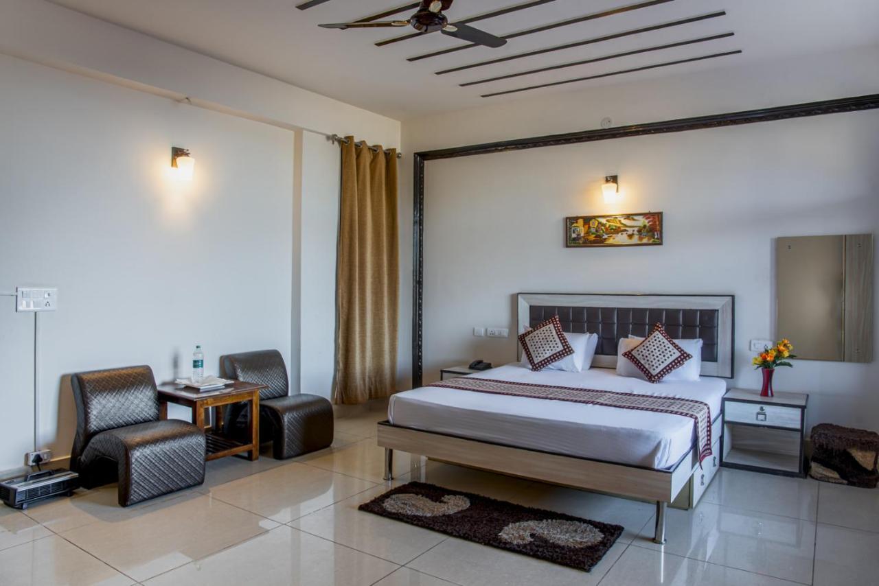 カソーリ Terrace Retreat Bed & Breakfast エクステリア 写真